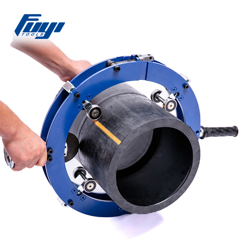 Rotacijski rezač cijevi